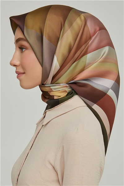 Armine Sura İpek Eşarp 21Ka8659 42