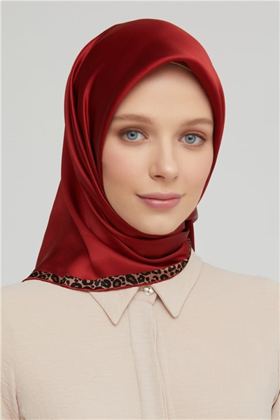 Armine Sura İpek Eşarp 21Ka8660 06