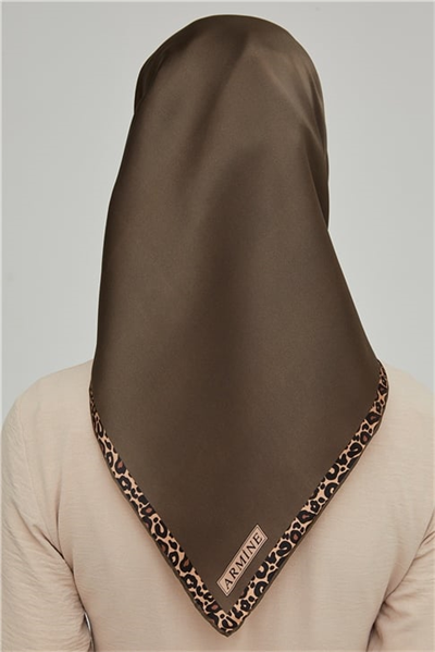 Armine Sura İpek Eşarp 21Ka8660 09