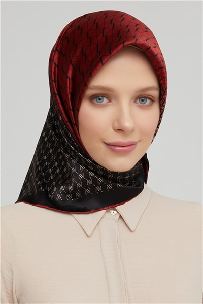 Armine Sura İpek Eşarp 21Ka8661 04