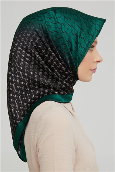 Armine Sura İpek Eşarp 21Ka8661 12