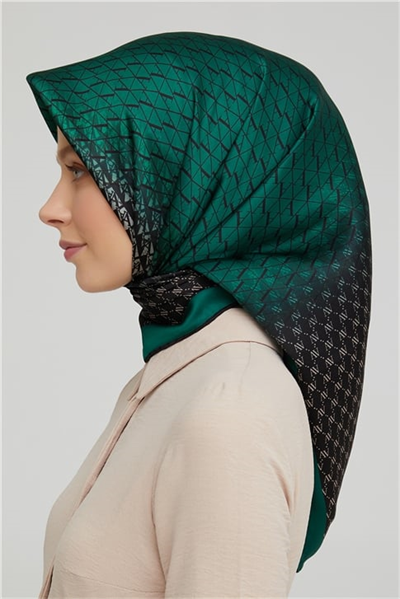 Armine Sura İpek Eşarp 21Ka8661 12