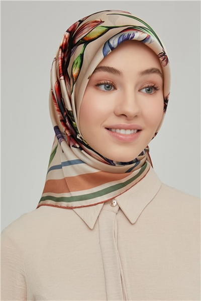 Armine Sura İpek Eşarp 21Ka8662 10