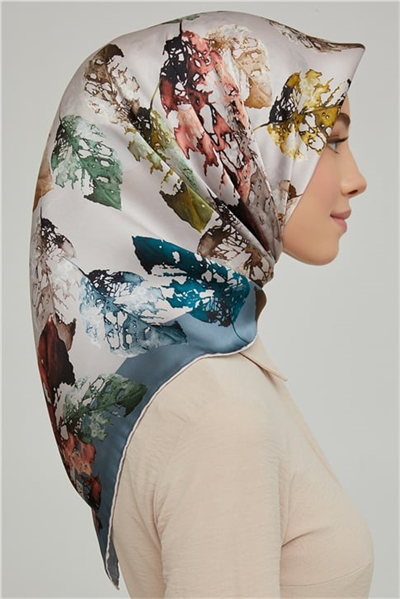 Armine Sura İpek Eşarp 21Ka8663 05