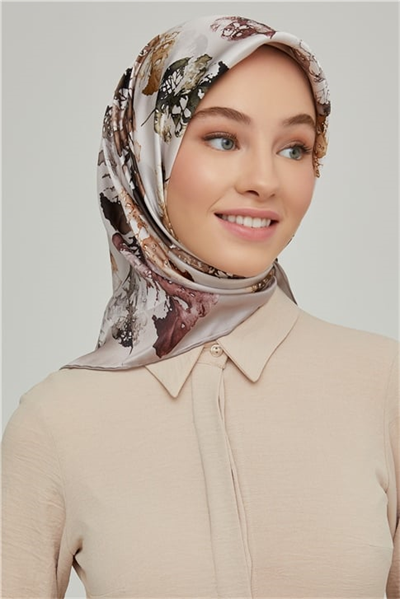 Armine Sura İpek Eşarp 21Ka8663 07