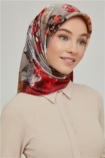 Armine Sura İpek Eşarp 21Ka8663 09