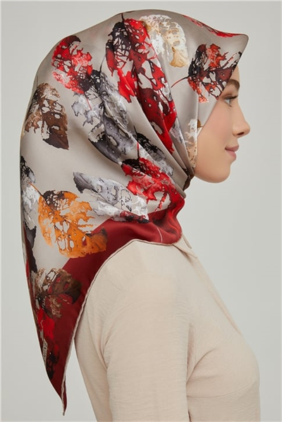 Armine Sura İpek Eşarp 21Ka8663 09