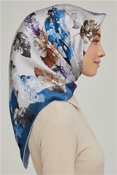 Armine Sura İpek Eşarp 21Ka8663 11