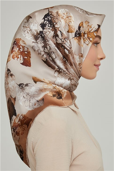 Armine Sura İpek Eşarp 21Ka8663 12