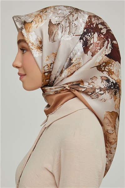 Armine Sura İpek Eşarp 21Ka8663 12