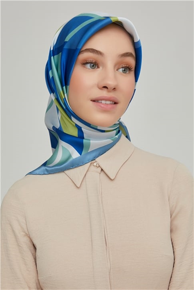 Armine Sura İpek Eşarp 21Ka8664 02