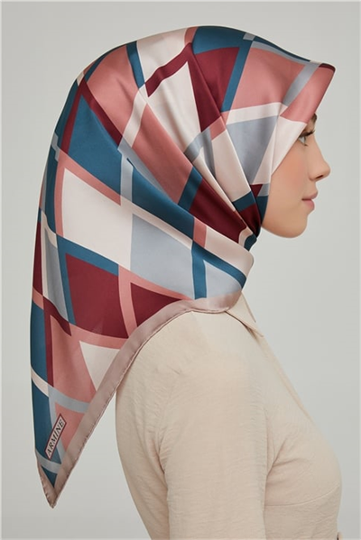 Armine Sura İpek Eşarp 21Ka8664 04