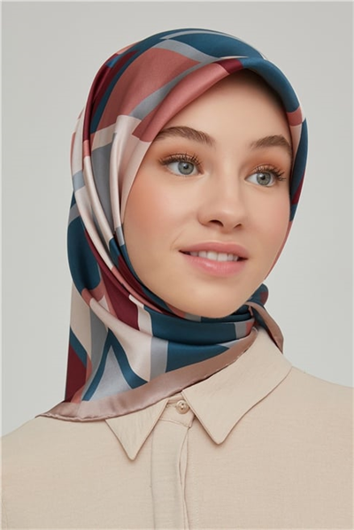 Armine Sura İpek Eşarp 21Ka8664 04