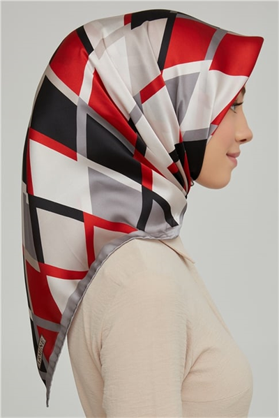 Armine Sura İpek Eşarp 21Ka8664 06