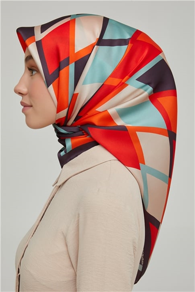 Armine Sura İpek Eşarp 21Ka8664 09