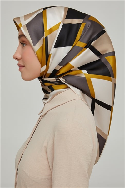 Armine Sura İpek Eşarp 21Ka8664 16