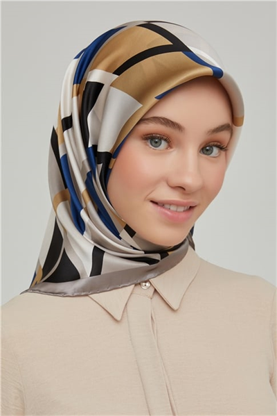 Armine Sura İpek Eşarp 21Ka8664 20