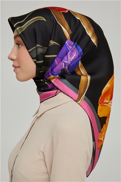 Armine Sura İpek Eşarp 21Ka8665 09