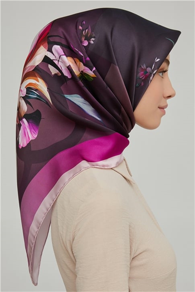 Armine Sura İpek Eşarp 21Ka8666 33