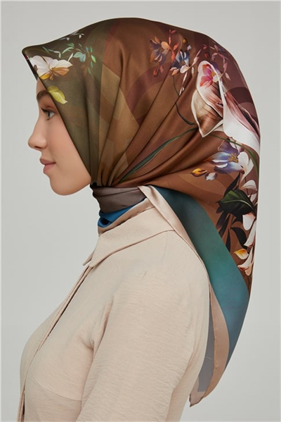 Armine Sura İpek Eşarp 21Ka8666 34