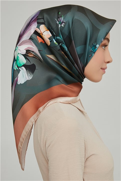 Armine Sura İpek Eşarp 21Ka8666 37