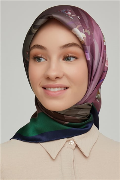 Armine Sura İpek Eşarp 21Ka8666 38
