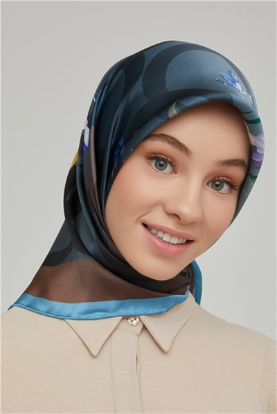 Armine Sura İpek Eşarp 21Ka8666 39