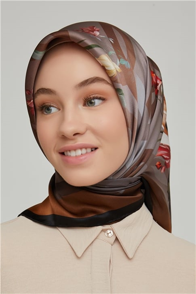 Armine Sura İpek Eşarp 21Ka8666 42