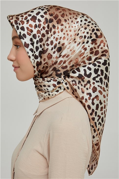 Armine Sura İpek Eşarp 21Ka8667 09