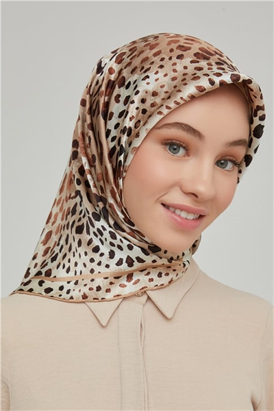 Armine Sura İpek Eşarp 21Ka8667 09