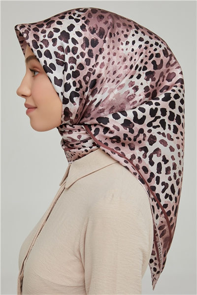 Armine Sura İpek Eşarp 21Ka8667 33
