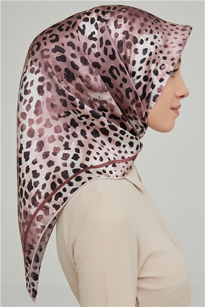 Armine Sura İpek Eşarp 21Ka8667 33