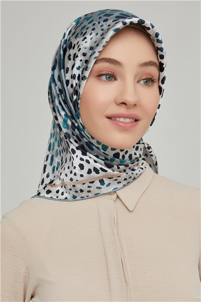 Armine Sura İpek Eşarp 21Ka8667 36