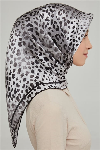 Armine Sura İpek Eşarp 21Ka8667 50