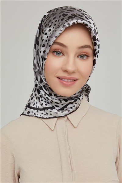 Armine Sura İpek Eşarp 21Ka8667 50