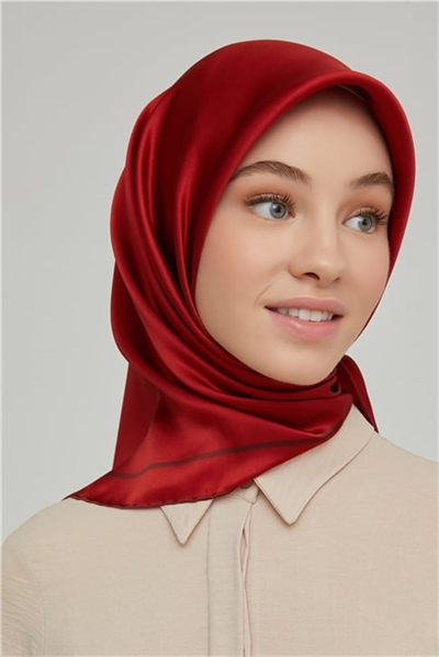 Armine Sura İpek Eşarp 21Ka8668 03