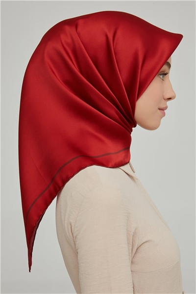 Armine Sura İpek Eşarp 21Ka8668 03