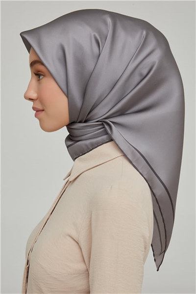 Armine Sura İpek Eşarp 21Ka8668 11