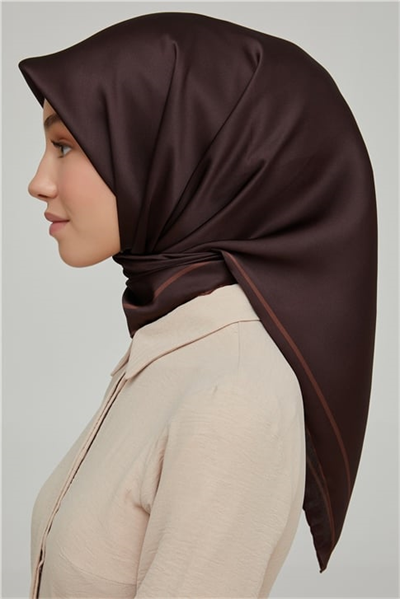 Armine Sura İpek Eşarp 21Ka8668 13
