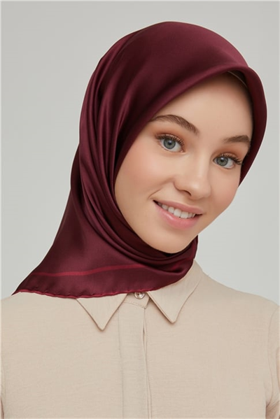 Armine Sura İpek Eşarp 21Ka8668 14
