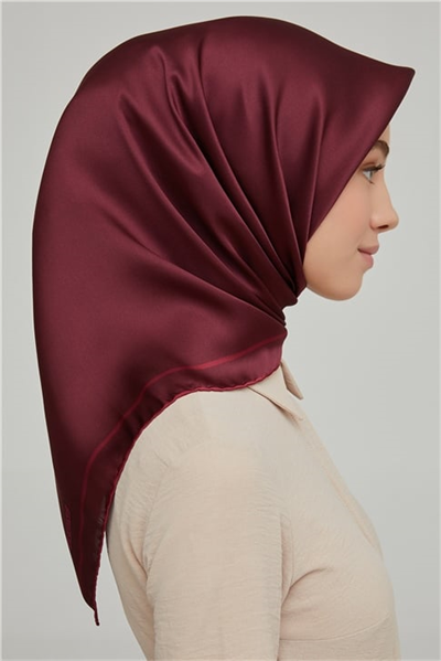 Armine Sura İpek Eşarp 21Ka8668 14