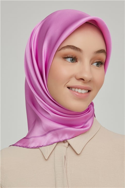 Armine Sura İpek Eşarp 21Ka8668 15