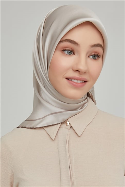 Armine Sura İpek Eşarp 21Ka8668 31