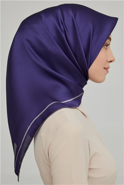 Armine Sura İpek Eşarp 21Ka8668 32