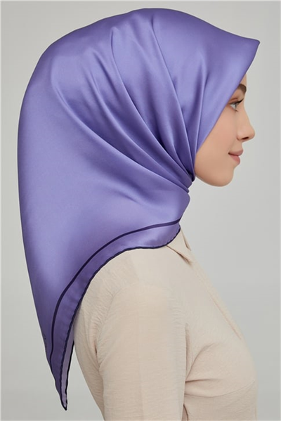 Armine Sura İpek Eşarp 21Ka8668 33