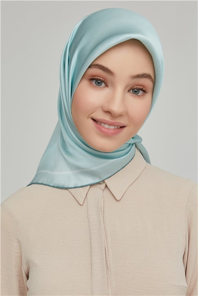 Armine Sura İpek Eşarp 21Ka8668 36