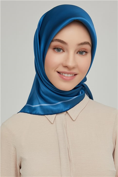 Armine Sura İpek Eşarp 21Ka8668 50