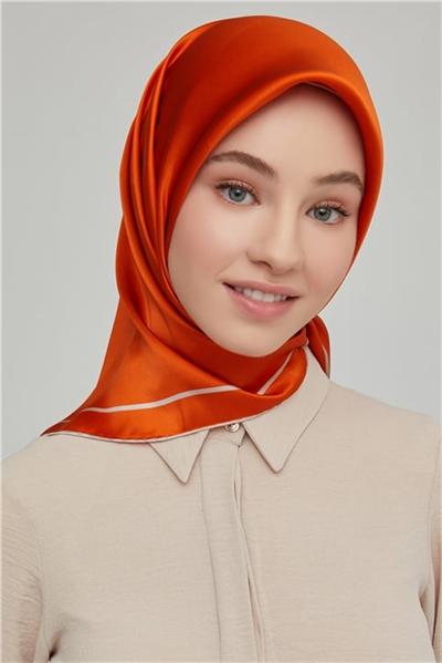 Armine Sura İpek Eşarp 21Ka8668 54