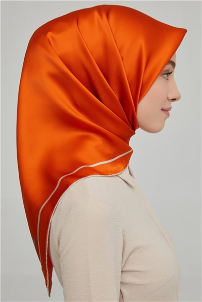 Armine Sura İpek Eşarp 21Ka8668 54