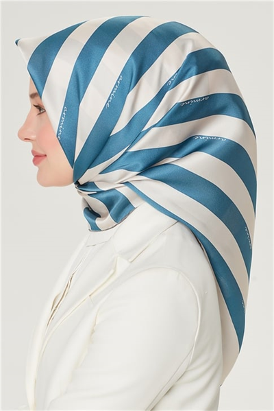 Armine Sura İpek Eşarp 21Y8504 02